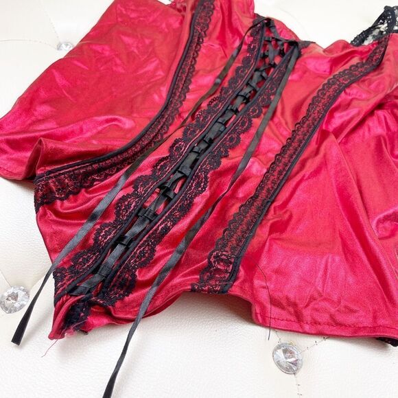 Red corset size large - Picture 4 of 9